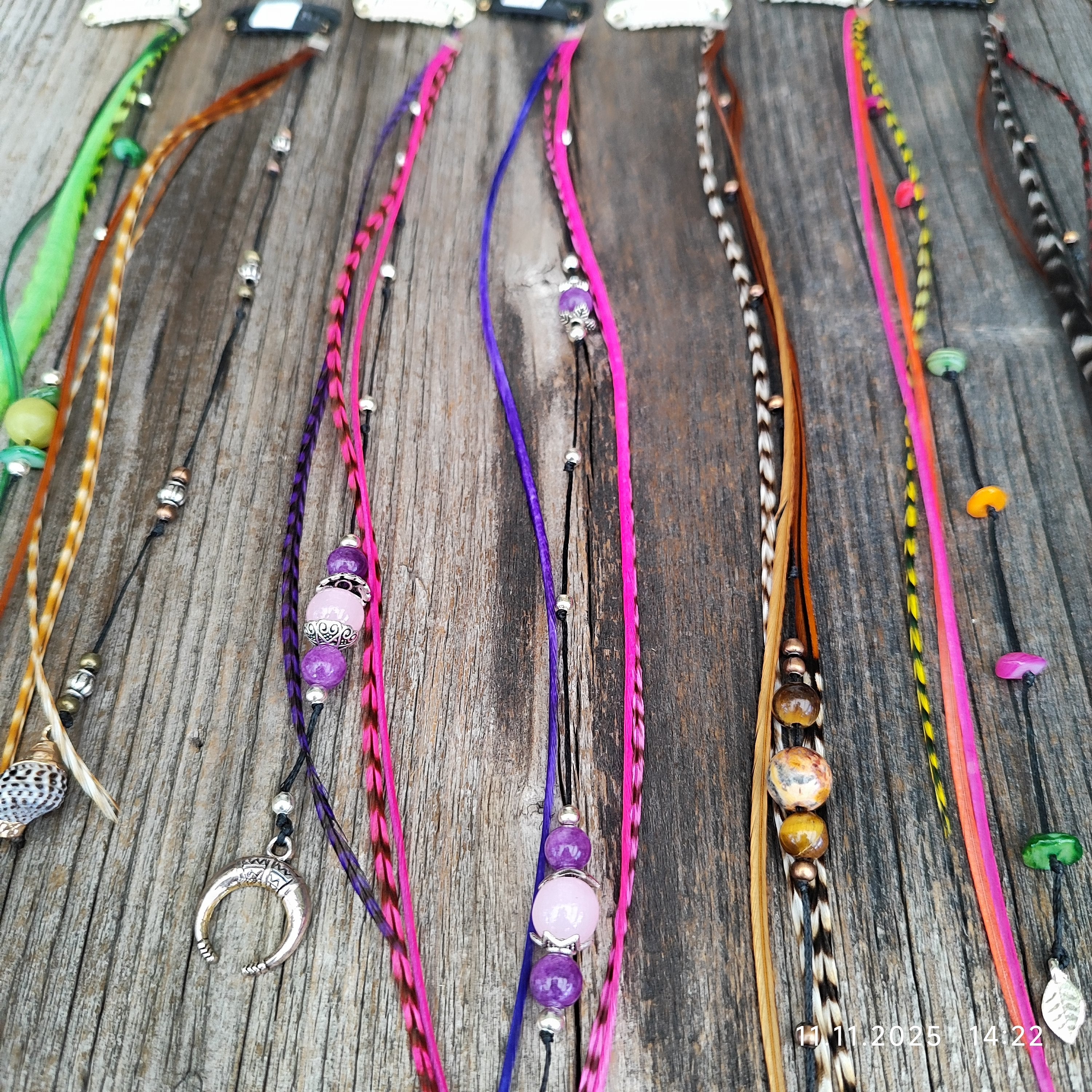 Boho Feder Haarclip mit echten Steinen und Charms