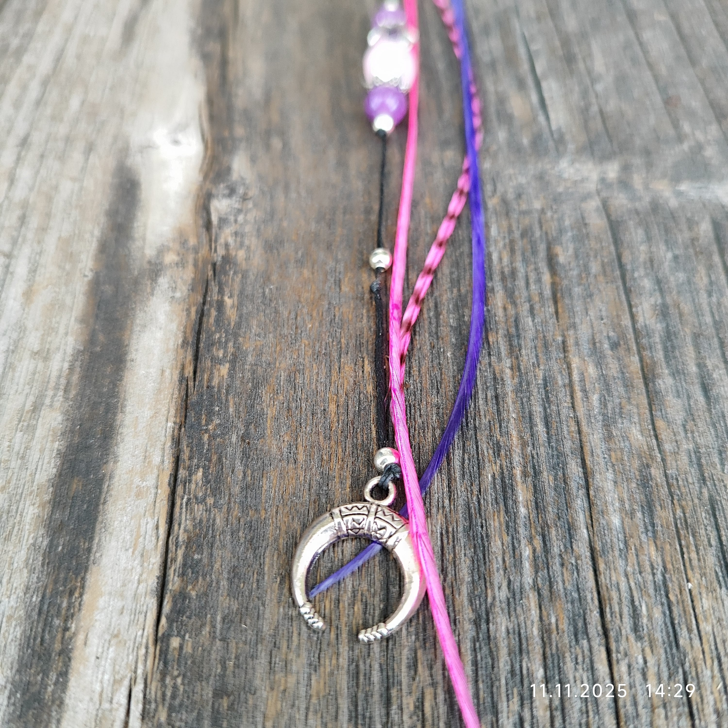 Boho Feder Haarclip mit echten Steinen und Charms