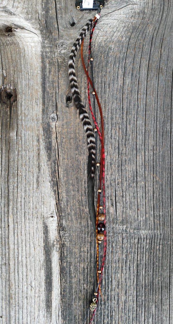 Boho Feder Haarclip mit echten Steinen und Charms